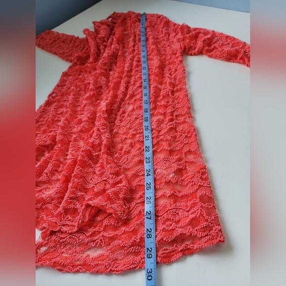Chris and Carol Lace Cover-up Overlay Cardigan Red Large - Picture 5 of 6